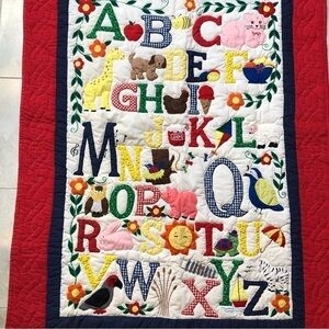 𝅺children’s crib toddler bed quilt ABC’s Animals Primary colors